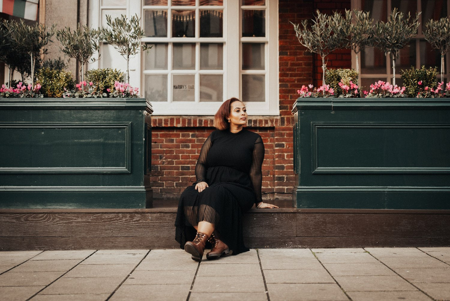 A Comprehensive Guide to Plus Size Formal Dresses for the Lounge Suit Dress Code