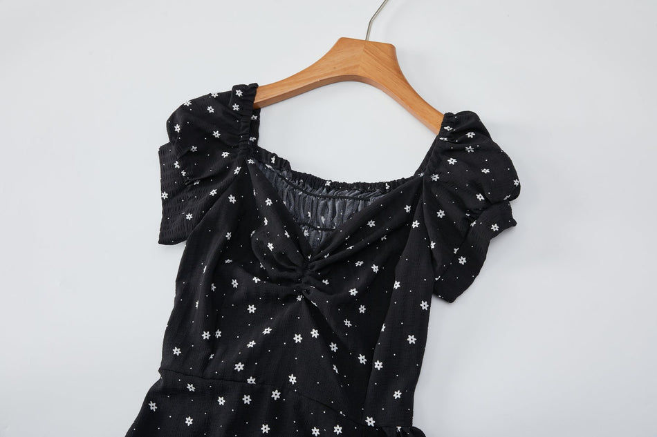 Ainsley Plus Size Black Floral Midi Dress