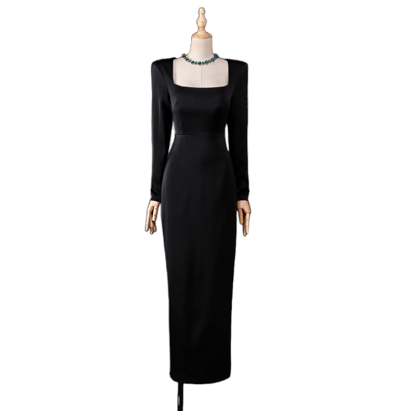 Plus Size Black Square Neck Long Sleeve Midi Dress