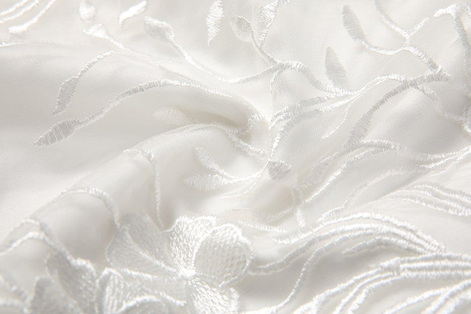 Plus Size White Lace Pencil Dress