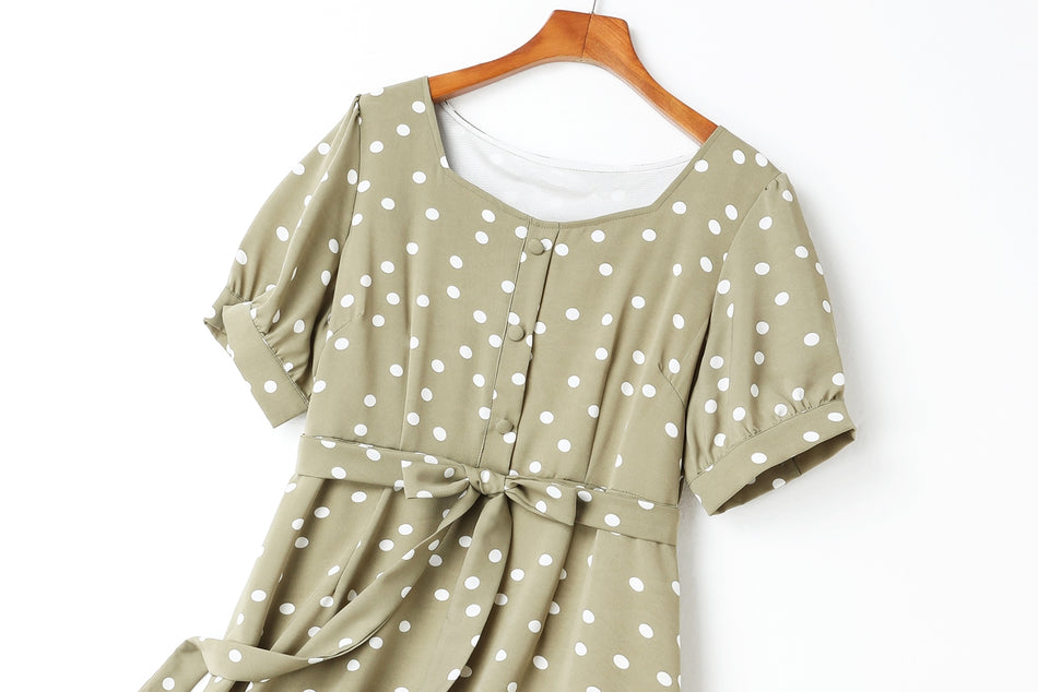 Caitlyn Plus Size Square Sweetheart Neck Polka Dots Waist Tie Mermaid Short Sleeve Dress