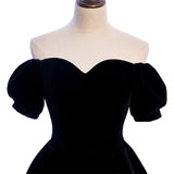Plus Size Sweetheart Off Shoulder Dress - Close Up
