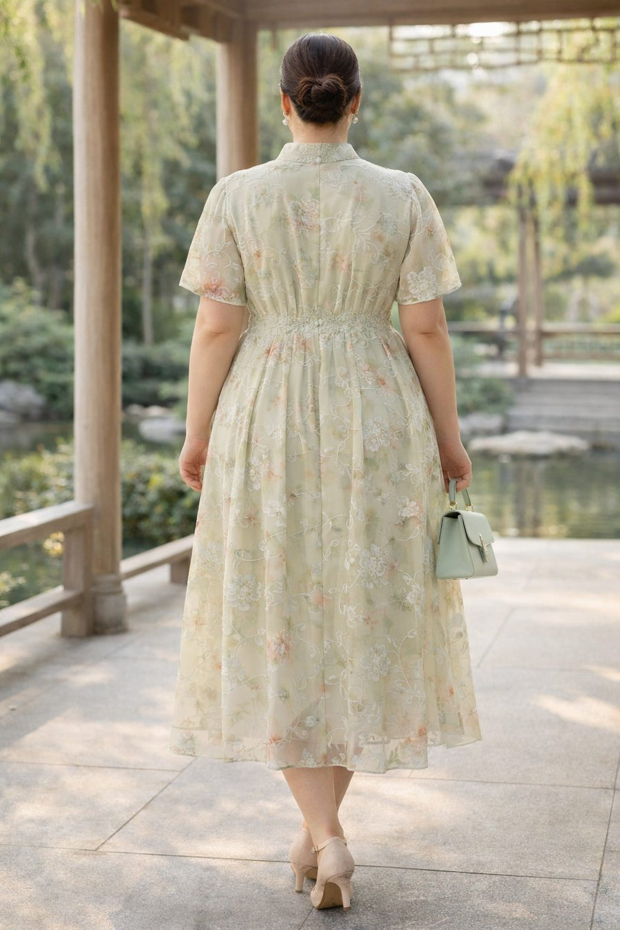 Liora Plus Size Floral Chiffon Maxi Dress– Hello Curve