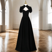Plus Size Keyhole Black Short Sleeve Evening Dress