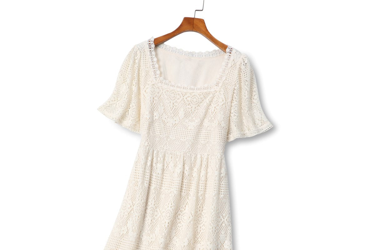 Love Women's Squared Trendy Plus Size Bell-Sleeve Lace Dress Purple Size XX-Large