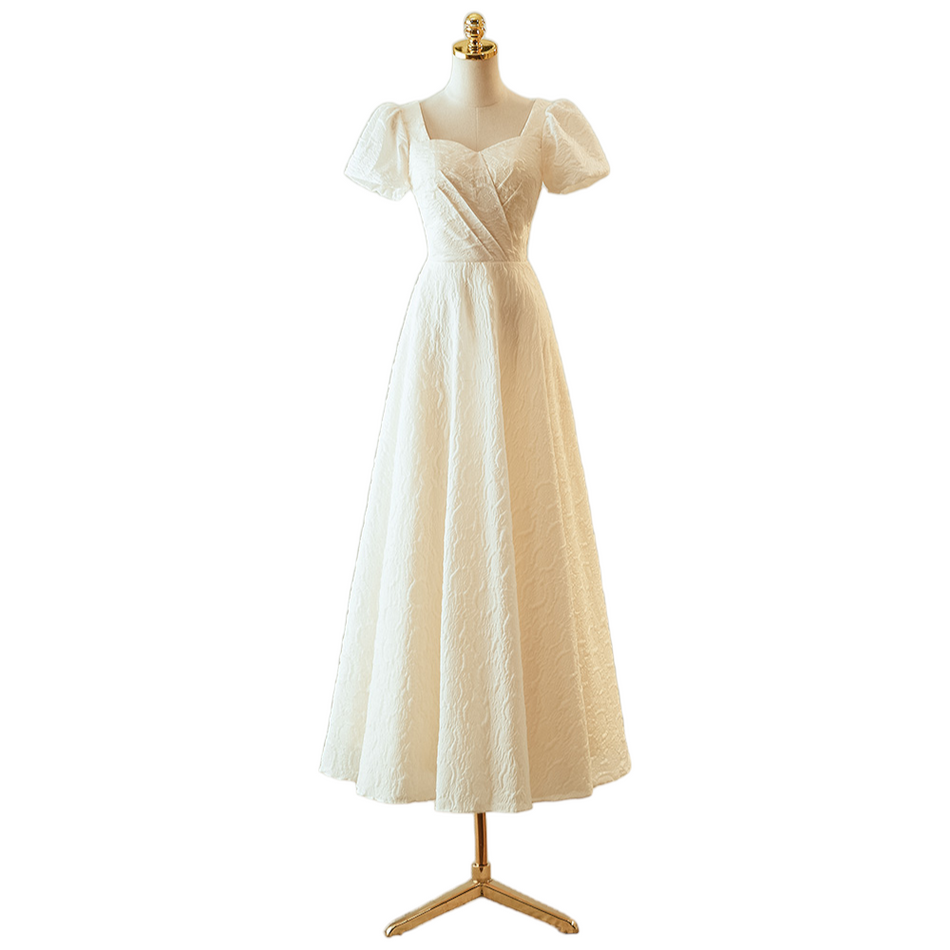 Plus Size White Sweetheart Midi Dress